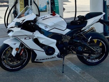 Achetez Carénages Moto Kawasaki ZX10R 2021-2025 - Blanc Noir Bande