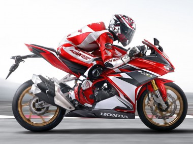 Achetez Carénages Moto Honda CBR250RR 2017-2022 - Blanc Rouge Noir Mat