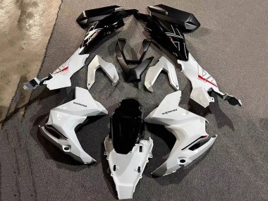 Achetez Carénage Moto Honda ADV160 2022-2024 - Blanc Noir Brillant
